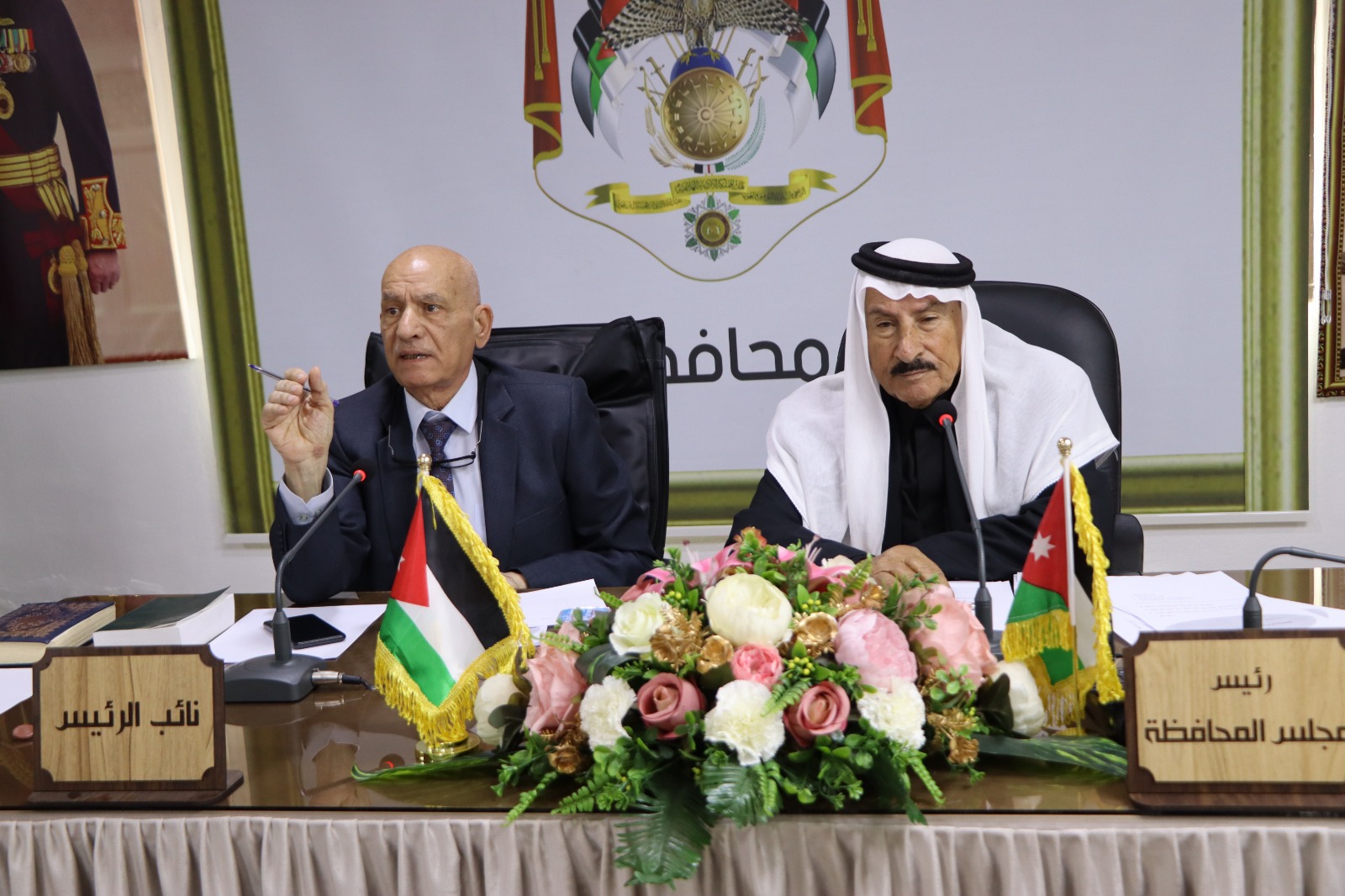 مجلس محافظة الكرك تستكمل قسم باقي الأعضاء و تعقد جلسة  لتشكيل اللجان الدائمة