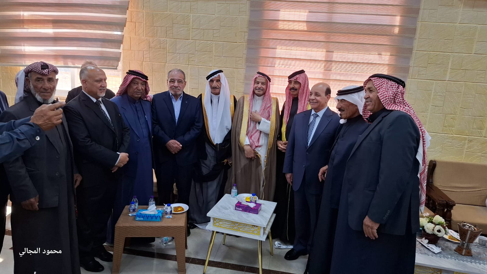 الخليفات يرأس لقاء وطني موسع بالكرك ويشيد بمواقف جلالة الملك تجاه القضية الفلسطينية .. فيديو وصور