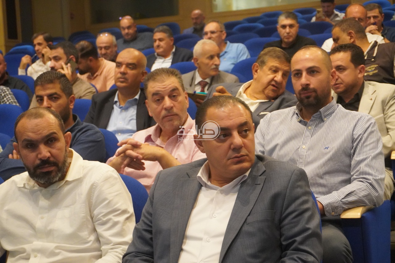 صناعة عمان تناقش رفع حماية الشيكات