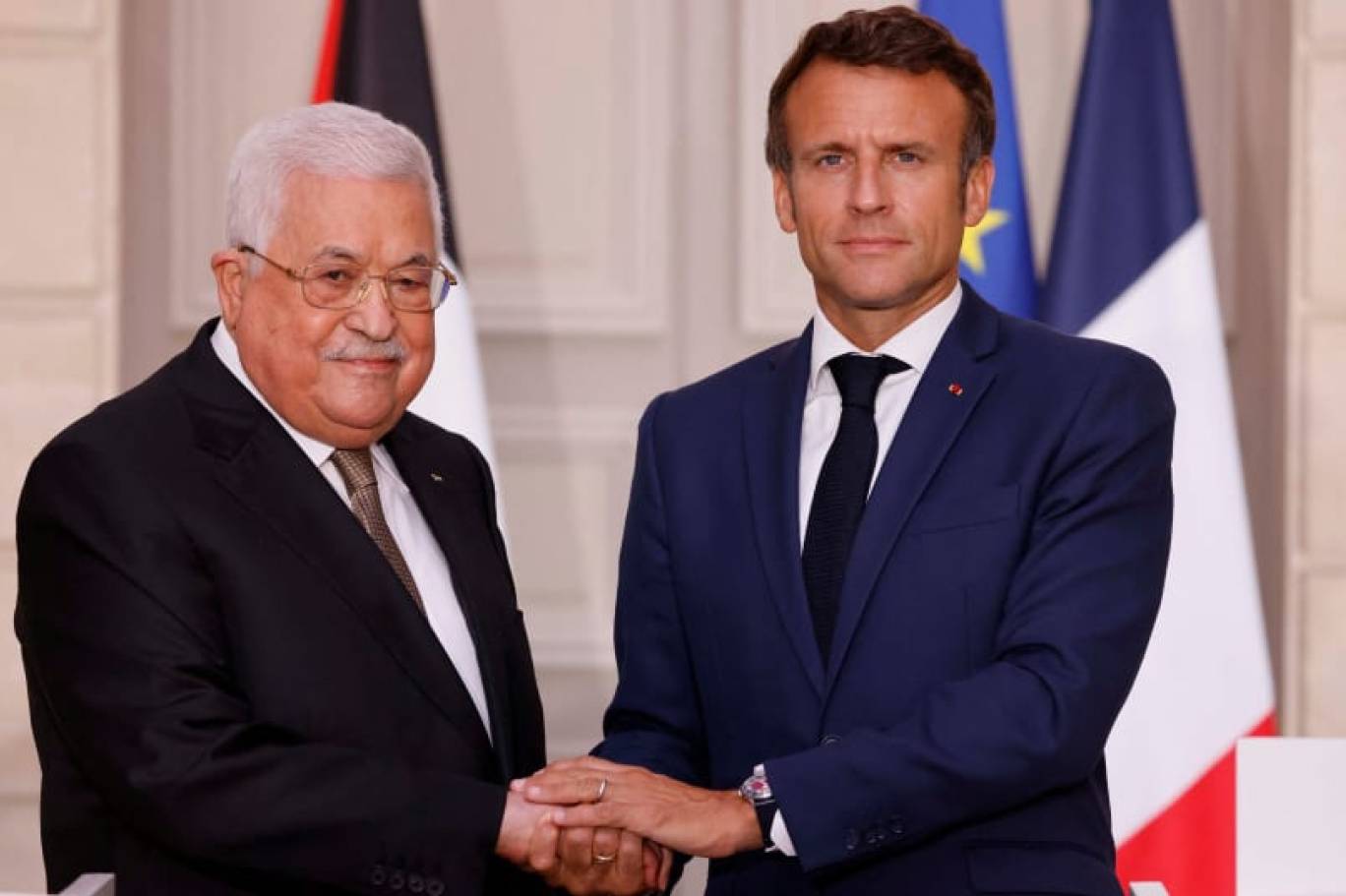 عباس يرحّب بقرار فرنسا بالاعتراف بدولة فلسطين