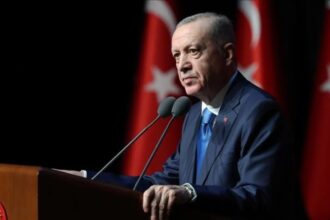 إردوغان يطالب ترامب بوقف استهداف منتظري المساعدات في غزة