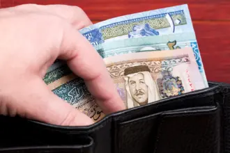 40% من الأردنيين يلجأون للاستدانة مع بداية كل شهر