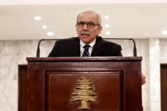 سلام: إعداد خطة شاملة لعودة النازحين السوريين إلى وطنهم