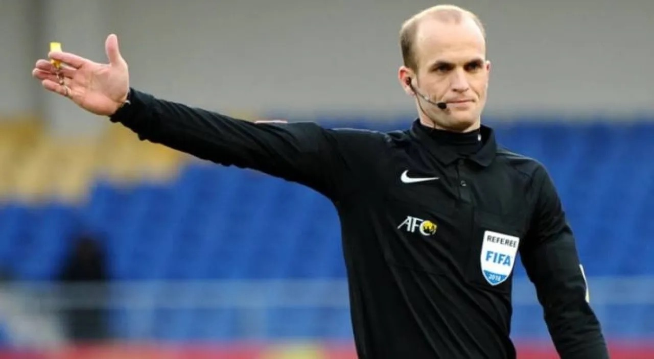 اتحاد الكرة يعلن طواقم تحكيم الجولة الأولى من دوري المحترفين