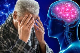 علماء: فيروس شائع قد يكون وراء الزهايمر.. واللقاح حل مفاجئ!