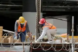 السعودية تُقسّم رخص عمل الوافدين إلى ثلاث مستويات