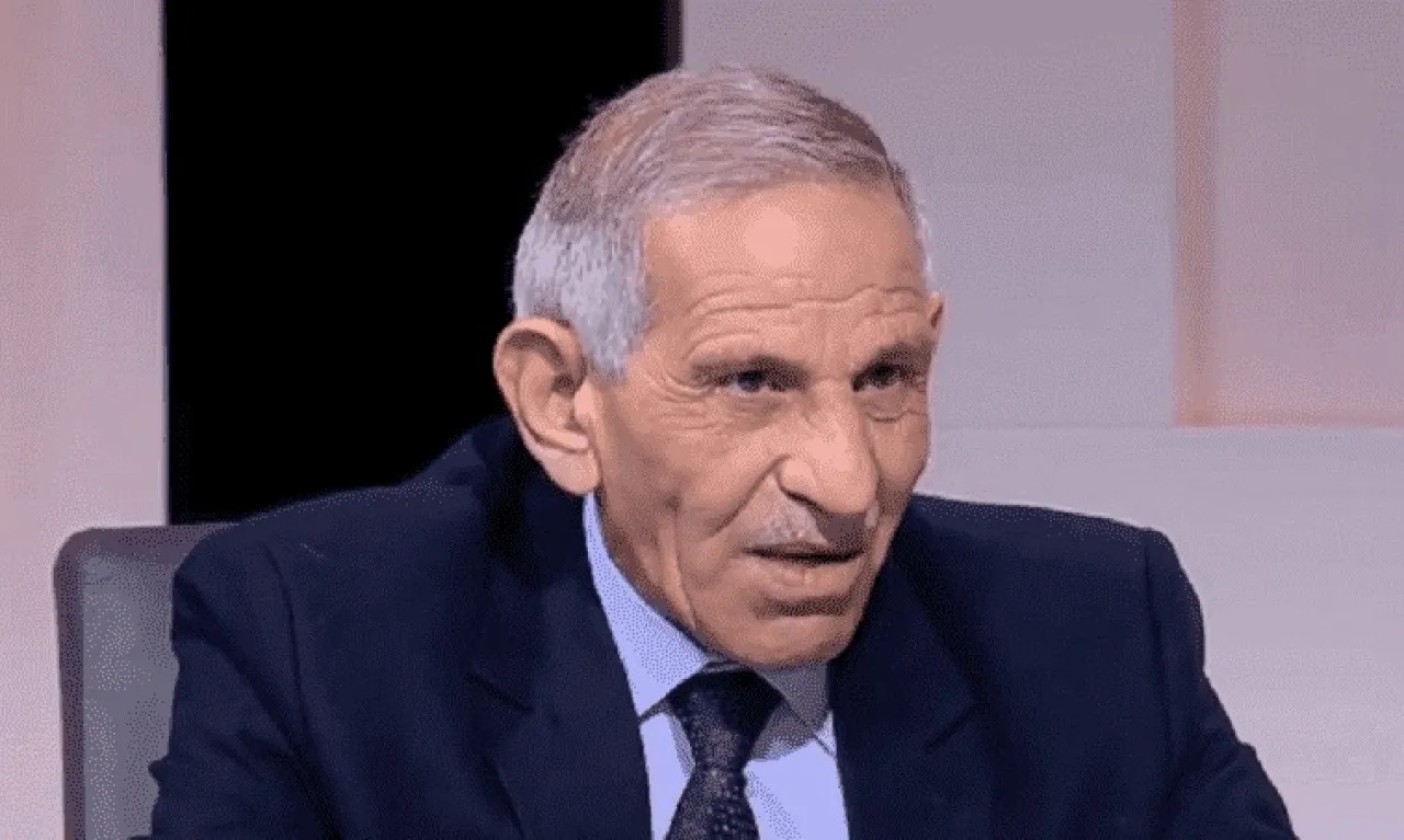 8 أسئلة حاسمة من وزير الصحة السابق حول حادثة تسمم الميثانول