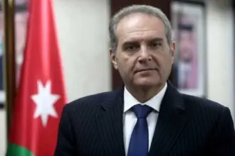 الصحة تفتتح مستودعات دوائية ومركزاً صحياً جديداً في الجنوب