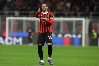 الهلال يتعاقد رسميًا مع ثيو هيرنانديز مقابل 30 مليون يورو