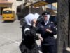 بالفيديو .. أمهات الطلبة : " بغض النظر عن التوجيهي! هذه الشرطية يجب ان تكرم"