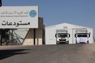 الهيئة الخيرية الهاشمية تطلق قافلة مساعدات جديدة إلى قطاع غزة
