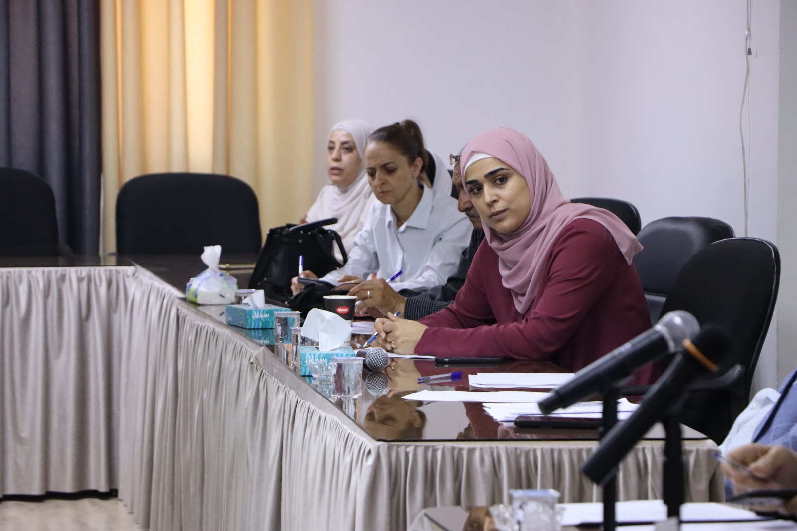مجلس محافظة الكرك تستكمل قسم باقي الأعضاء و تعقد جلسة  لتشكيل اللجان الدائمة