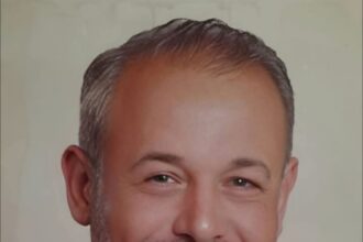تَجَمَّلَ بِالرِّضَا