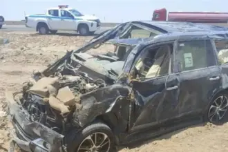 حادث سير يتحول إلى لغز.. العثور على ثروة هائلة داخل سيارة مجهولة الهوية!