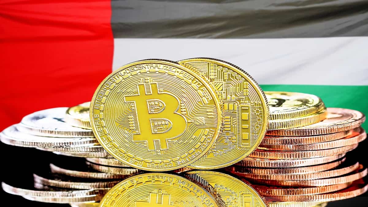 الإمارات تنفي ربط الإقامة الذهبية بالاستثمار في العملات الرقمية