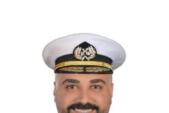 كامل الخلايفة يحصل على أعلى شهادة بحرية ويُتوج بلقب "كبير مهندسين أعالي البحار"