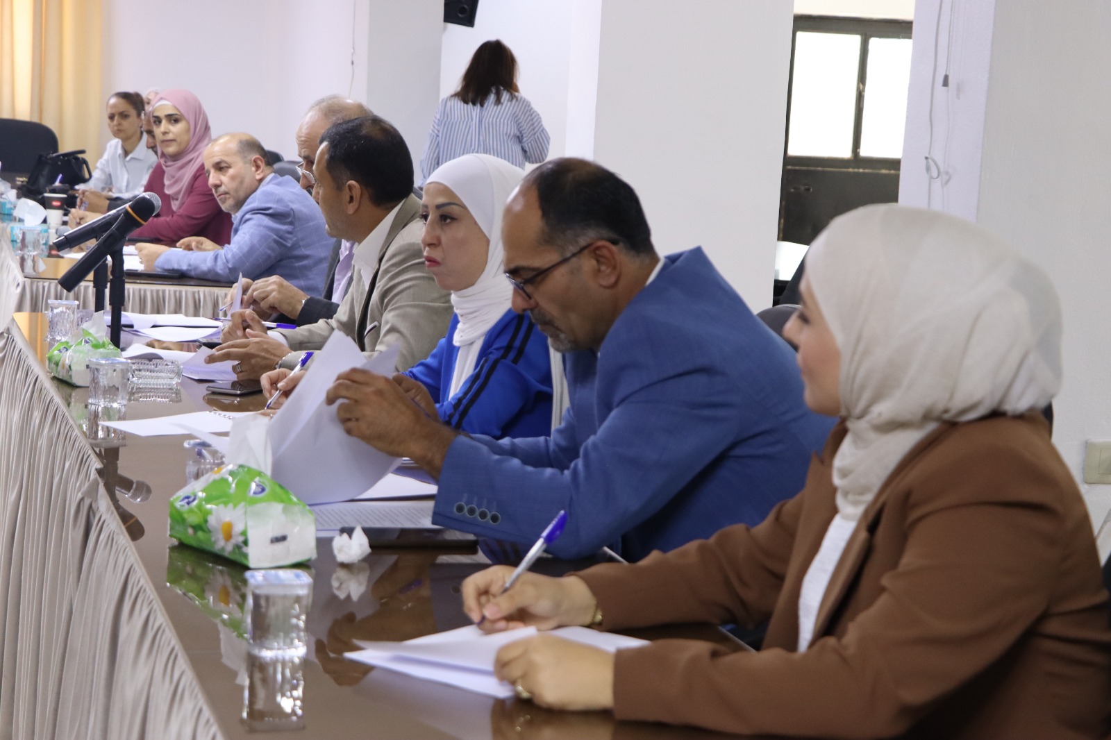 مجلس محافظة الكرك تستكمل قسم باقي الأعضاء و تعقد جلسة  لتشكيل اللجان الدائمة