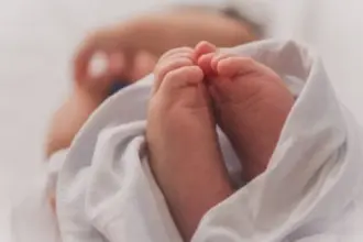 الاعلامي محمد العثامنة والاعلامية مجد الجزازي .. مبارك المولود الجديد
