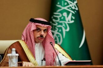 السعودية: وقف النار في غزة أولوية قبل التطبيع مع إسرائيل