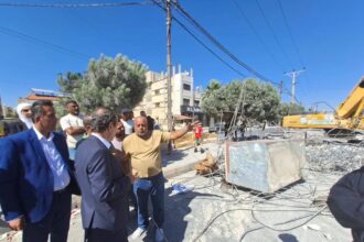 نقيب المهندسين يتفقد موقع انهيار عمارة في إربد
