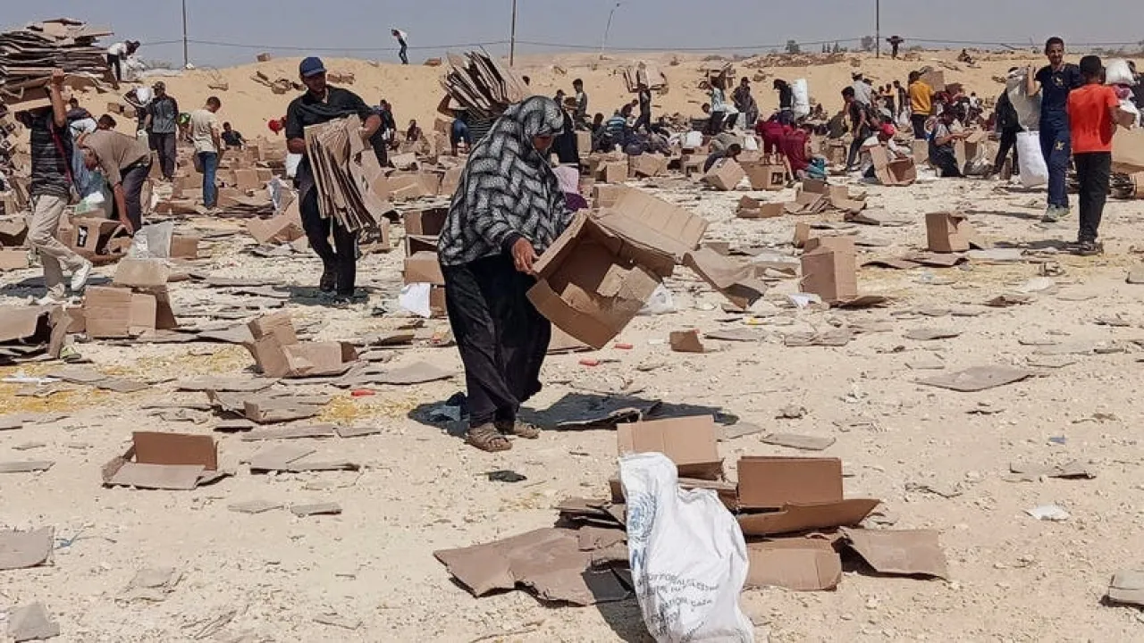 إسرائيل تبحث رد حماس وترامب يعلن اتفاق وقف النار