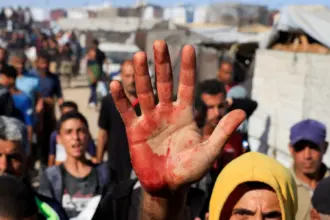 حظر التعامل مع "غزة الإنسانية" وحذر من التعاون مع وكلائها بسبب انتهاكات الاحتلال