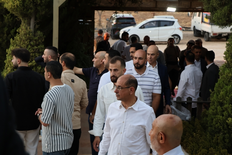 بالصور.. ناصر فايز الديك يحتفل بزفاف نجله جمال في أجواء بهيجة بمزرعة العائلة