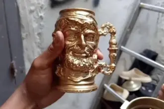 كنز مزعوم يورّط يوتيوبر مغربي ويثير جدلًا واسعًا