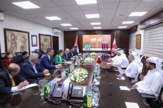 وزيرة السياحة والآثار تلتقي رئيس قطر للسياحة لبحث تعزيز التعاون السياحي