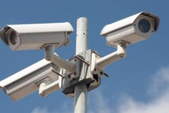 نقابة المقاولين تفرض تركيب كاميرات مراقبة في مواقع البناء لضمان الجودة