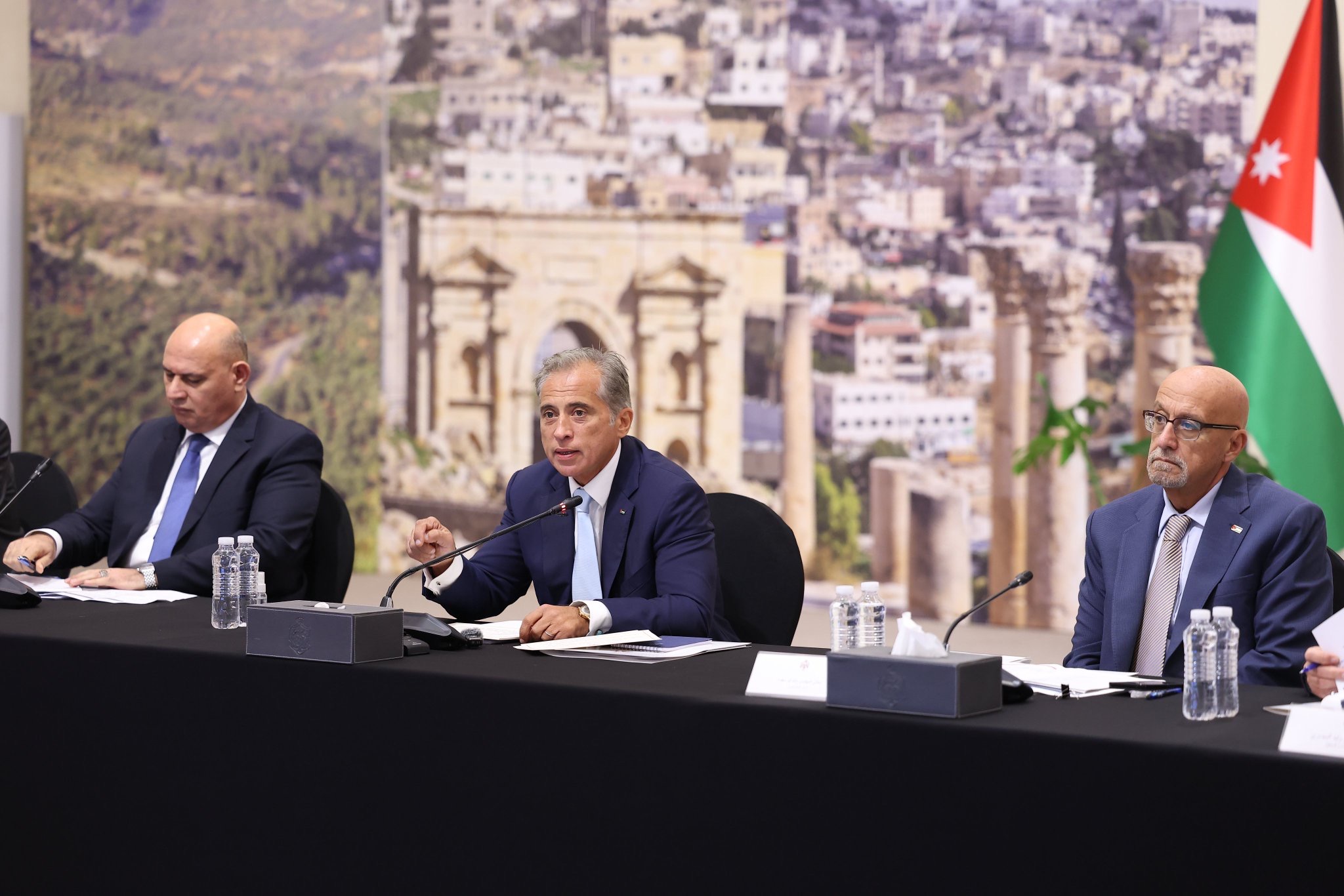 جعفر حسان: تحسين البنية التحتية لـ100 مدرسة خارج خطط وزارة التربية
