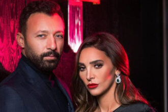 أميرة فراج تعلن انفصالها عن أحمد فهمي بعد 24 عامًا من الزواج