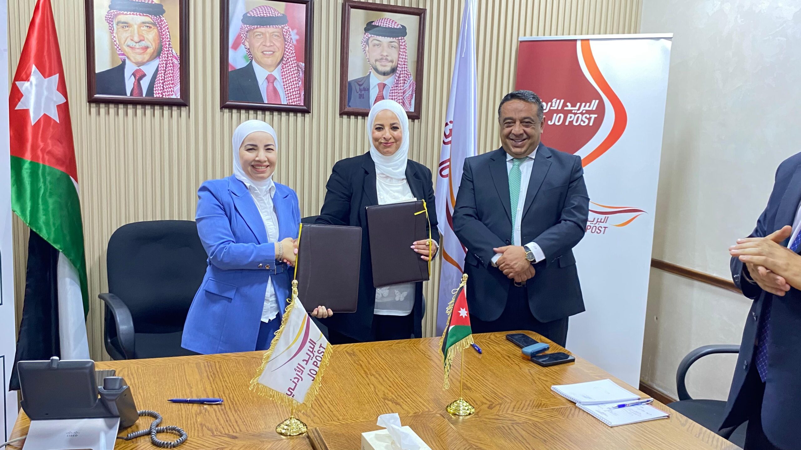البريد الأردني وصندوق المعونة الوطنية يوقعان اتفاقية تعاون في مجالات التدريب والتشغيل. 