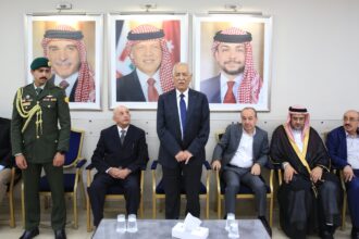 مندوباً عن الملك وولي العهد.. العيسوي يعزي الزبن/ بني صخر والسنكري والعزام