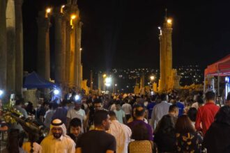 مهرجان جرش حلقة مهمة في الترويج السياحي للاردن .. اعداد كبيرة من المغتربين والسياح العرب والاجانب جدولوا زيارتهم مع برنامج المهرجان