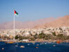 البحث الجنائي في العقبة يضبط لصاً سرق حواجز معدنية للأشغال قبل نقلها للجبال