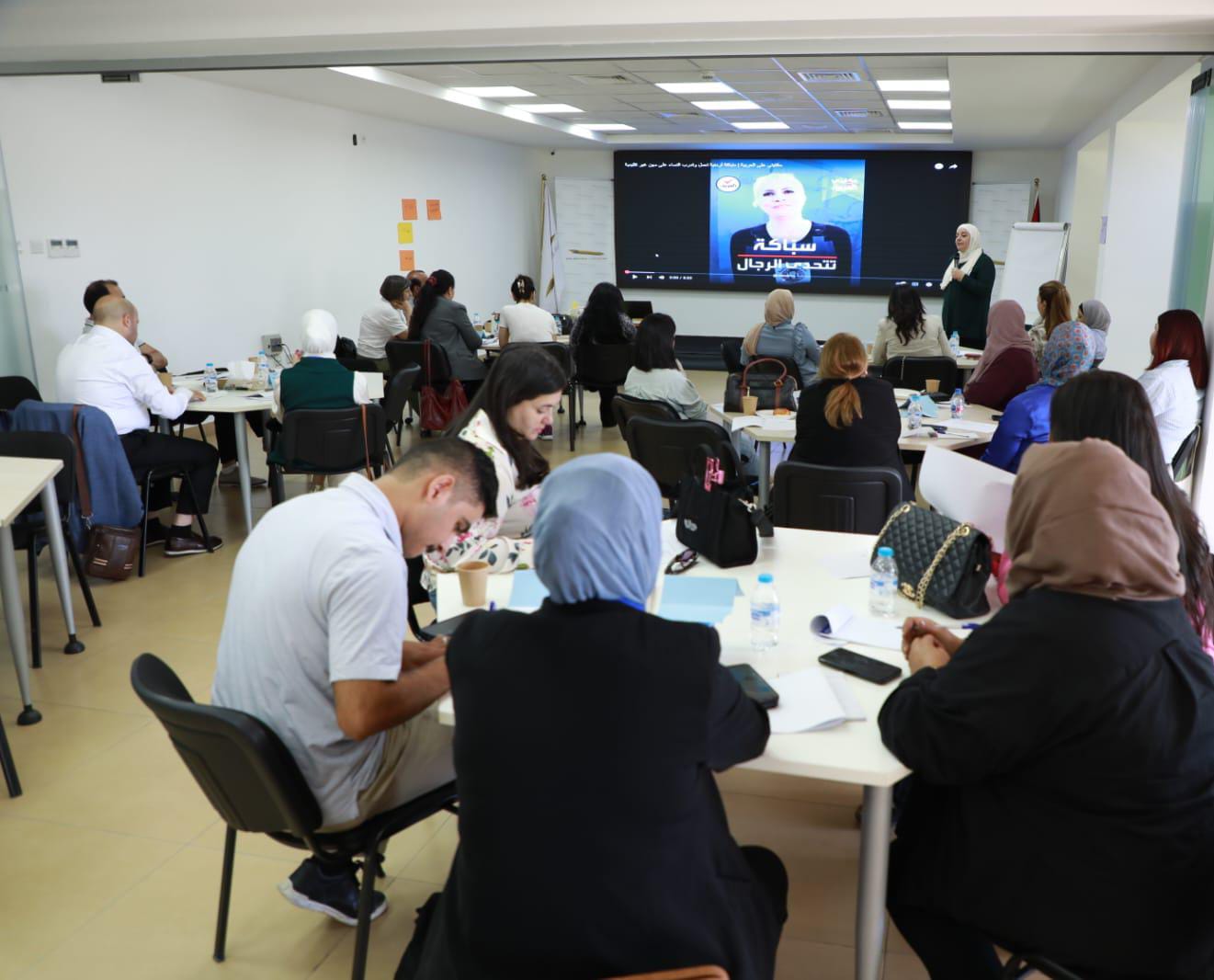 "تراث عمان الثقافية" تشارك في ورشة تدريبية لتعزيز الاتصال الداعم للمساواة وتمكين المرأة