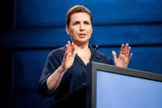 رئيسة وزراء الدنمارك: نتنياهو أصبح مصدر أزمة مستقلة