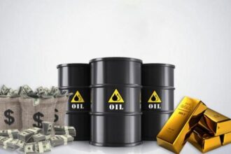 أسعار النفط والذهب ترتفعان والدولار يتراجع وسط توقعات بخفض الفائدة الأميركية