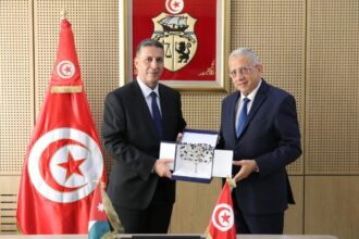 وزير الصحة التونسي يستقبل السفير الأردني ويبحثان سبل تعزيز التعاون بين البلدين