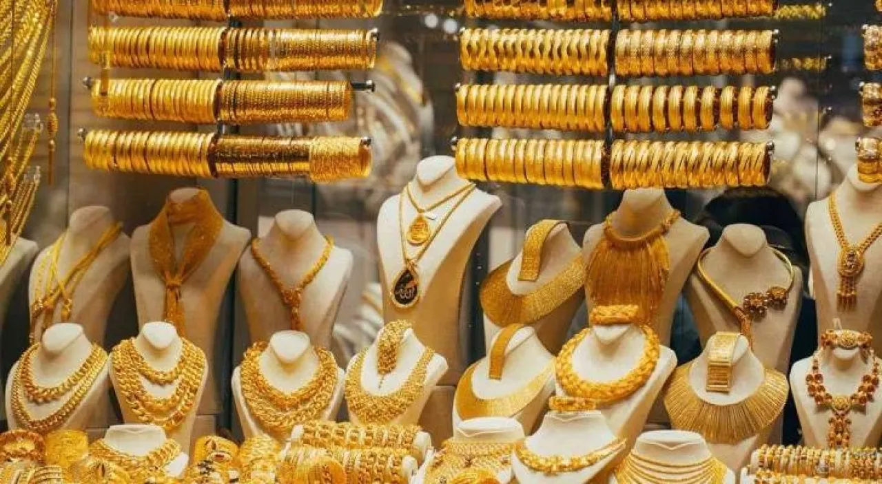 أسعار الليرات الذهبية في السوق المحلية اليوم الأحد