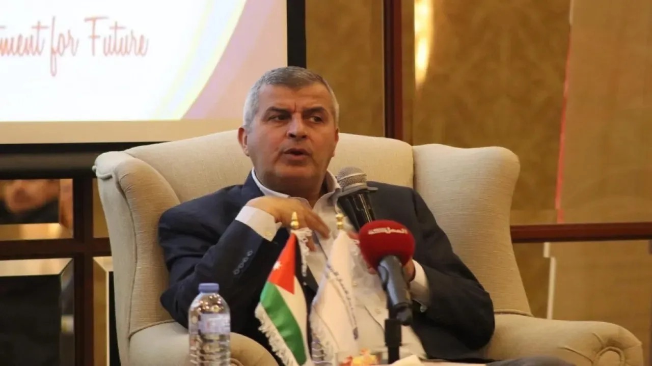 "إرادة والوطني الإسلامي" تبحث مع وزير الطاقة فرص استثمار الثروات الطبيعية