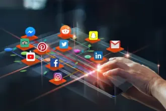 عاجل | تنبيه هام للمؤثرين .. الإمارات تشترط الترخيص لممارسة النشاط الإعلاني على السوشيال ميديا