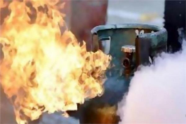 عاجل | الأمن العام: انفجار أسطوانة غاز داخل منزل في منطقة النصر دون تسجيل إصابات