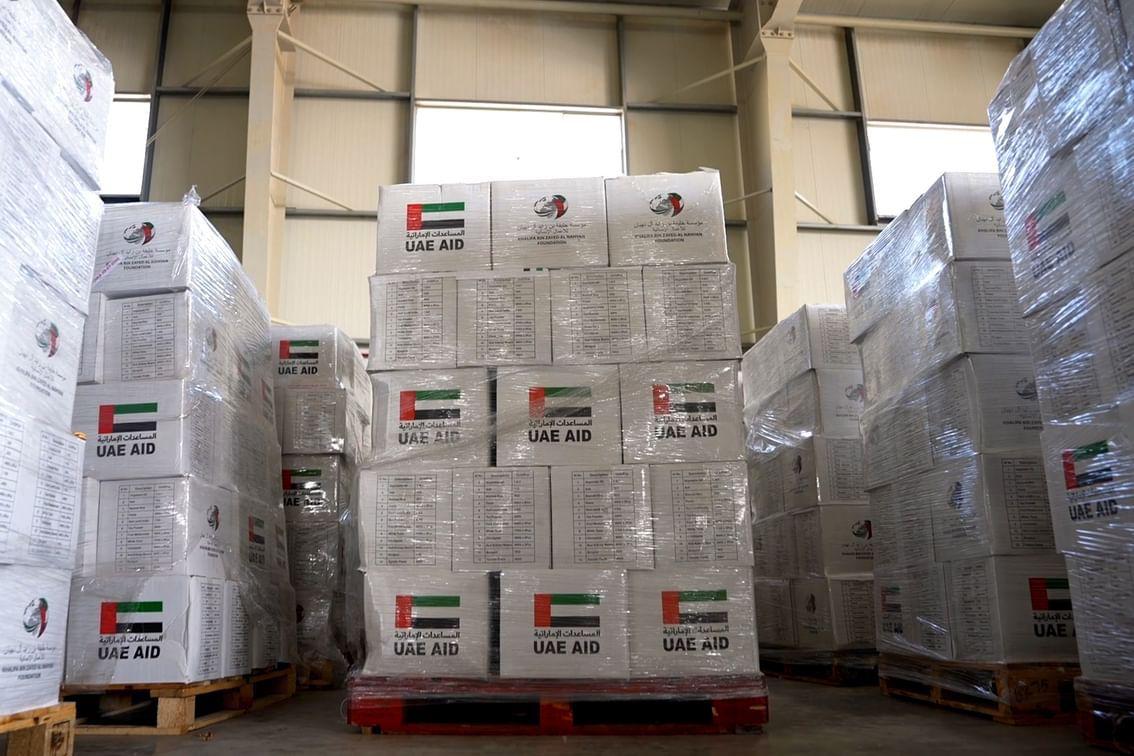 الإمارات والأردن ينفذان الإنزال الجوي الـ64 لمساعدة سكان غزة