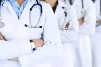 التعليم العالي: خفض المقبولين بالطب للحد من البطالة