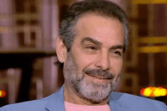 أول رد من أحمد عبد العزيز على رفضه مصافحة مُعجب: "لم أنتبه إليه"