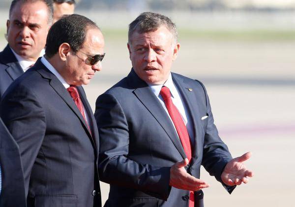 عاجل| الملك يشيد بجهود مصر بقيادة الرئيس السيسي في دعم القضية الفلسطينية