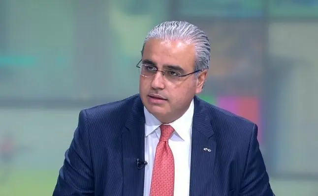 هل سينصف وزير الصحة د. إبراهيم البدور الكوادر الصحية ويعيد حقوقهم؟