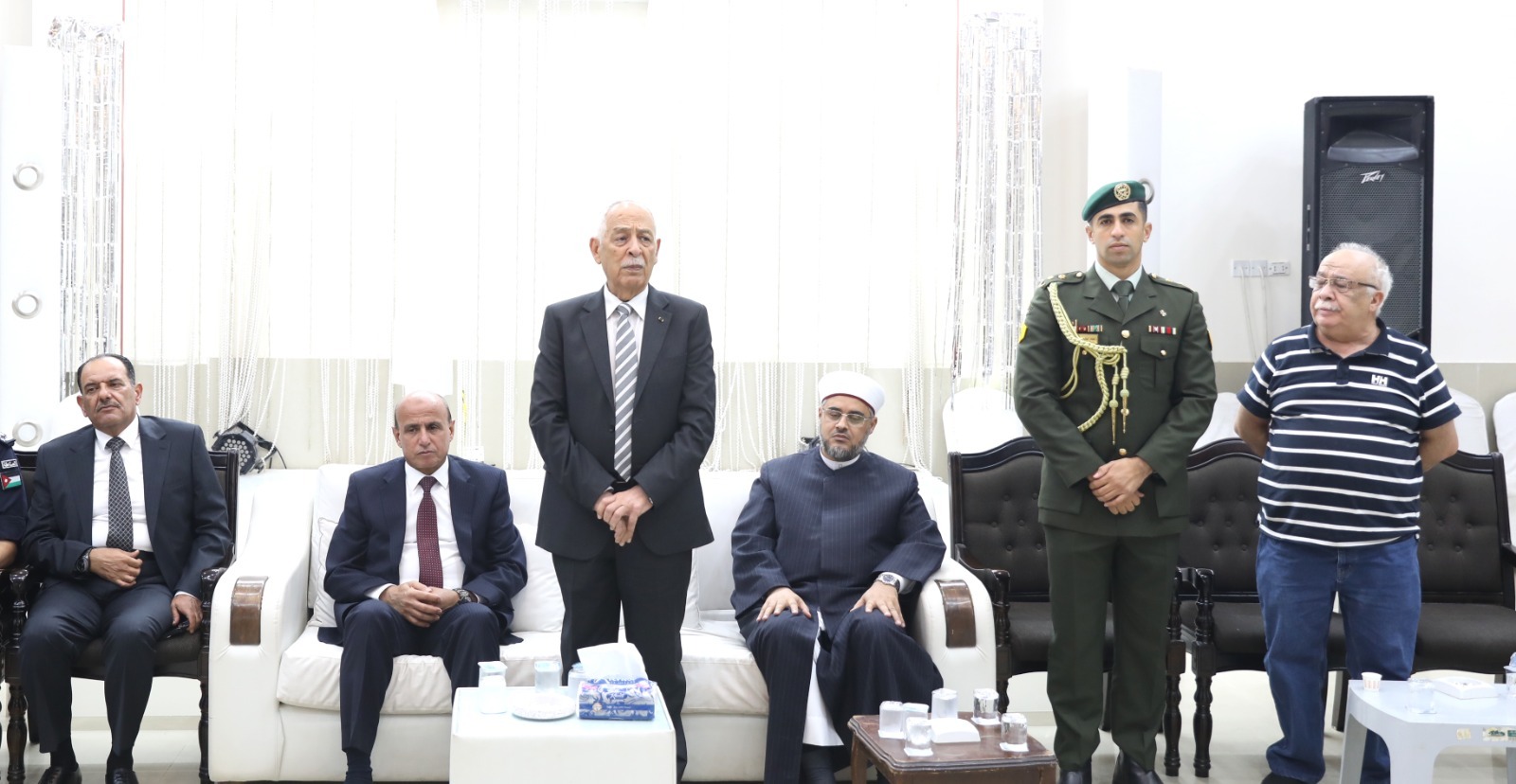 مندوبا عن الملك وولي العهد... العيسوي يعزي المدادحة والعبيسات والذنيبات